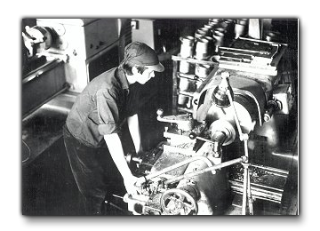 Arbeit an der Drehmaschine